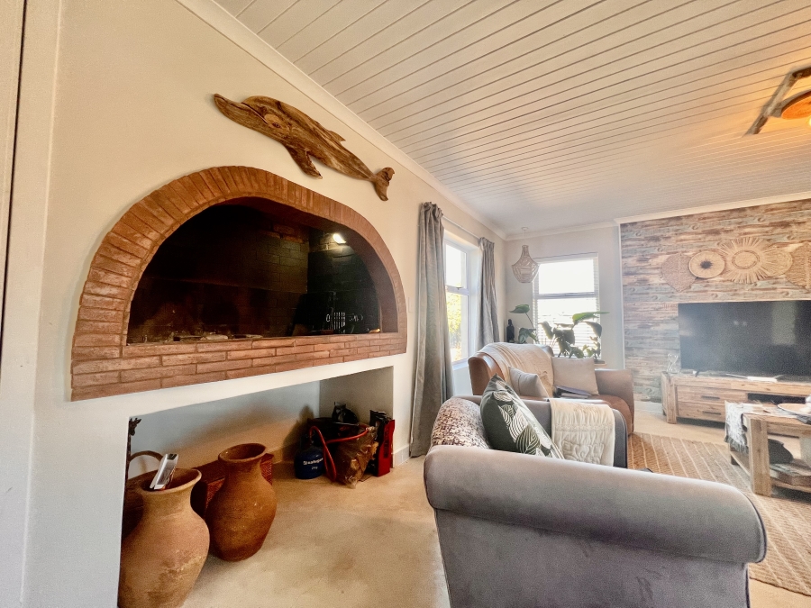 3 Bedroom Property for Sale in Bluewater Bay Western Cape